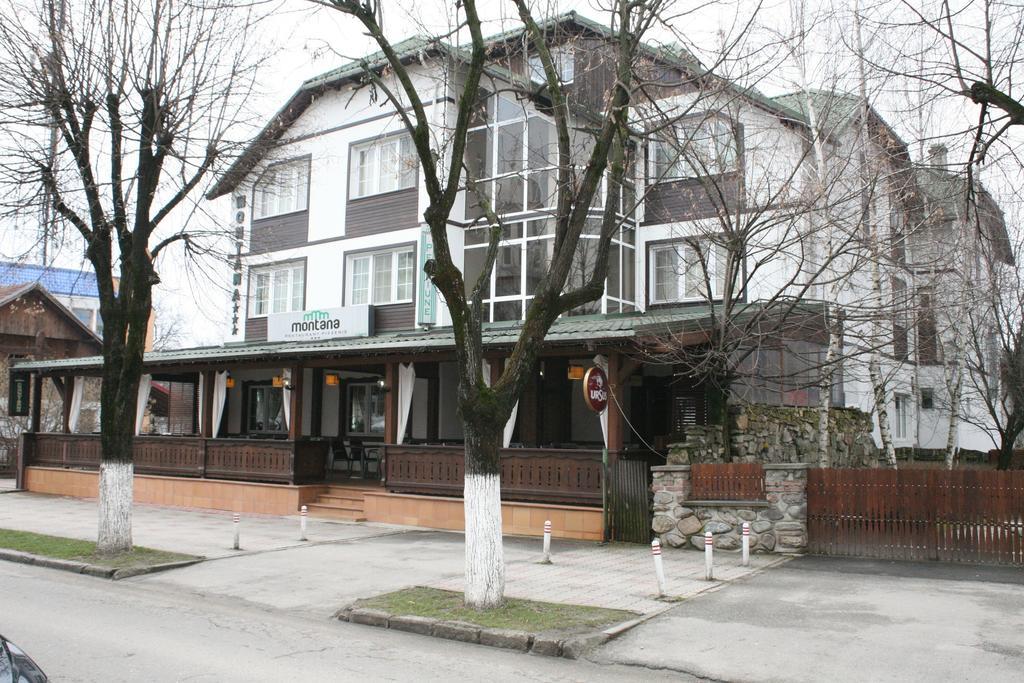 Pensiune Montana Curtea De Arges Exterior photo